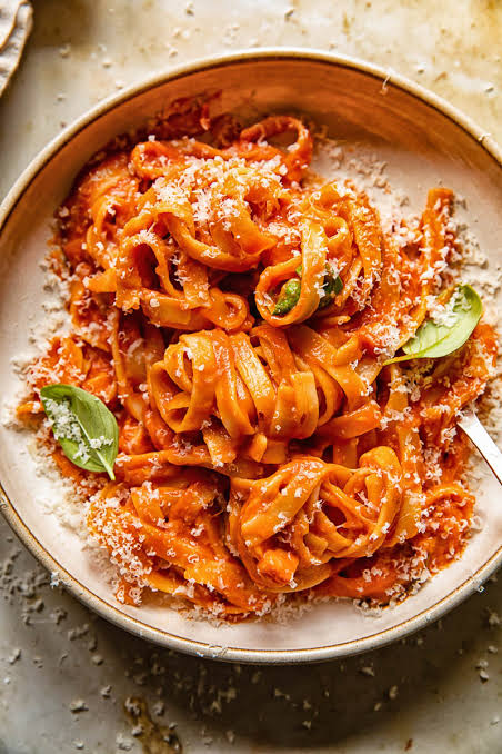 PASTA TAGLIATELLES