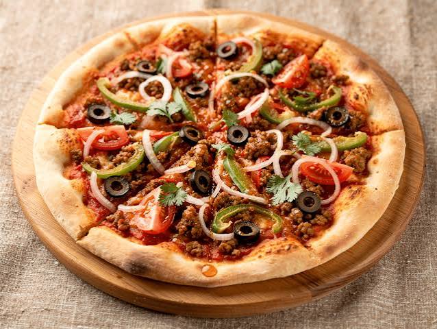 PIZZA LORIENTAL M